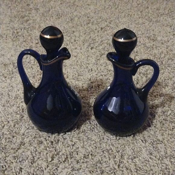 Vintage Set of Two Cobalt Blue Small Mary Gregory Cruets, Ewer Hand Painted Pair - Picture 3 of 15
